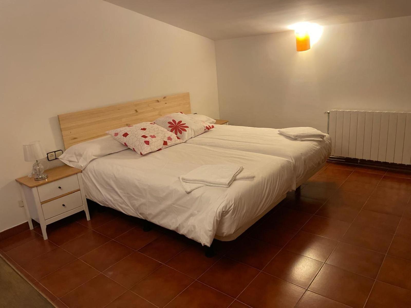 Casa Rural El Bruguer Vell Santa Eulalia de Ronsana Luaran gambar
