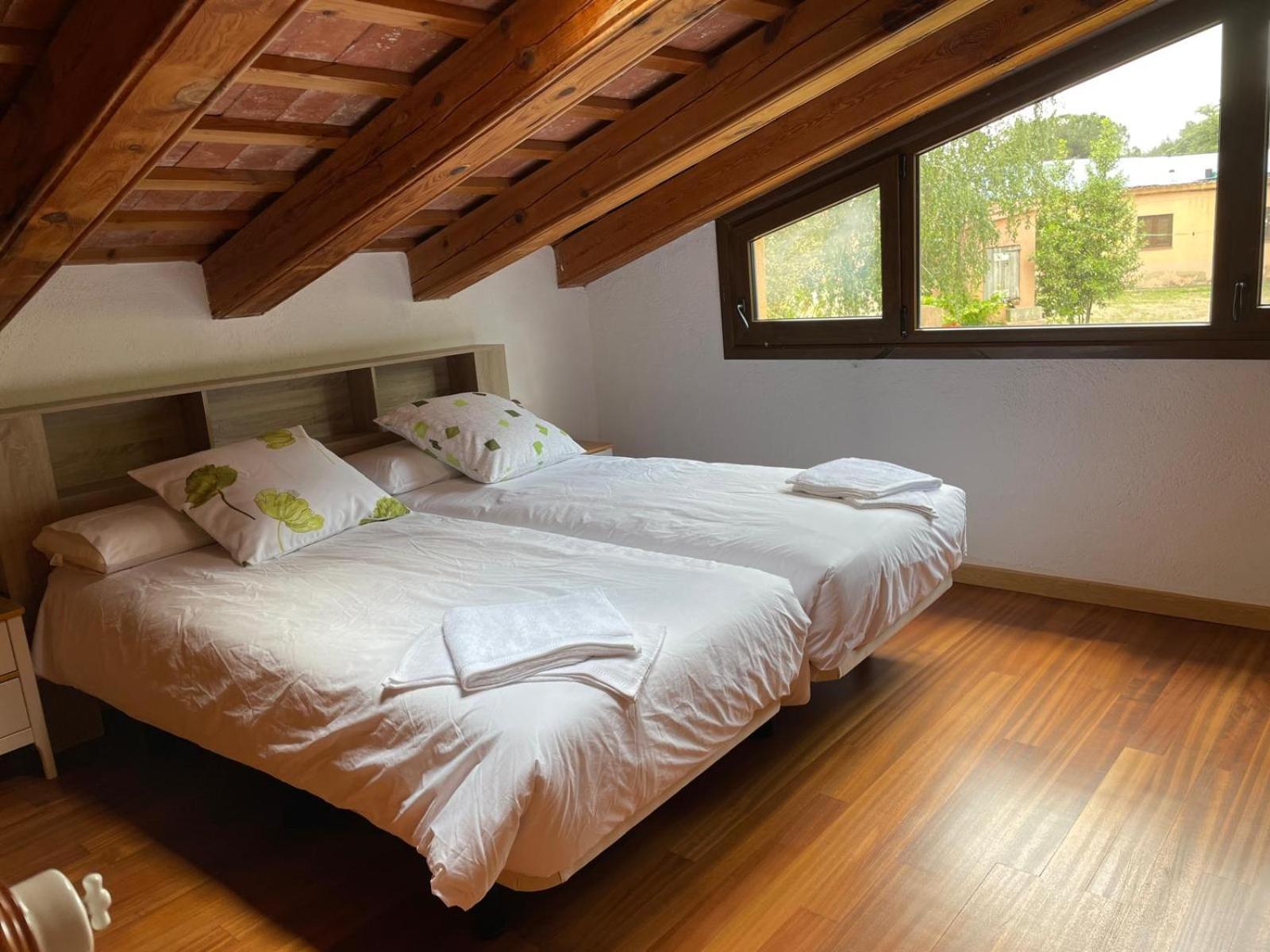 Casa Rural El Bruguer Vell Santa Eulalia de Ronsana Luaran gambar