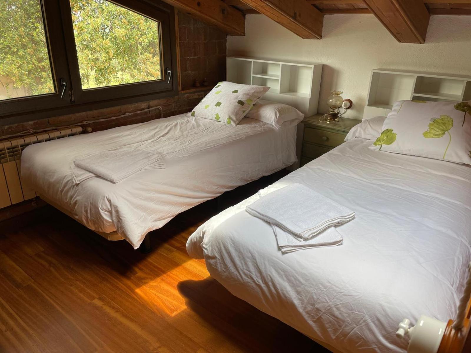 Casa Rural El Bruguer Vell Santa Eulalia de Ronsana Luaran gambar